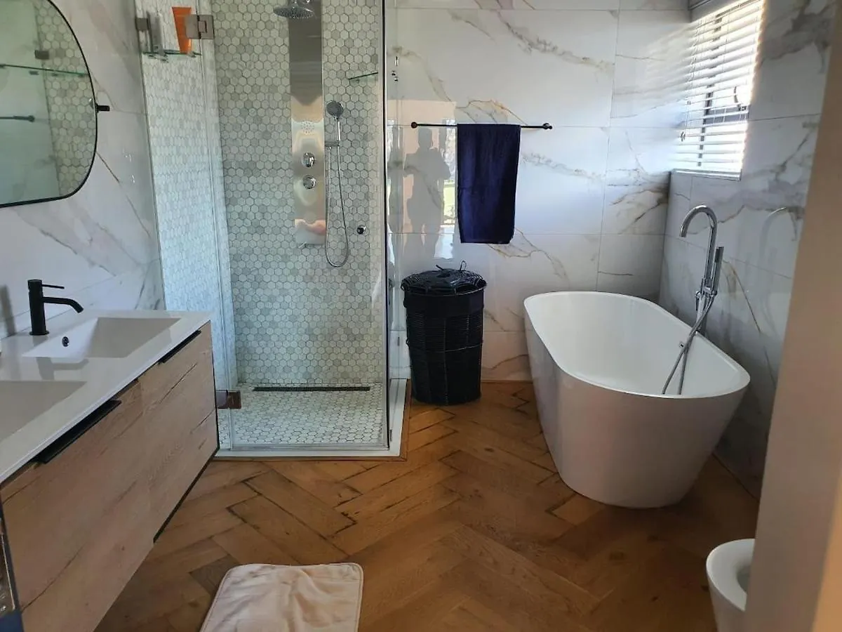 Apartment Classy 3 Storey House Gordons Bay